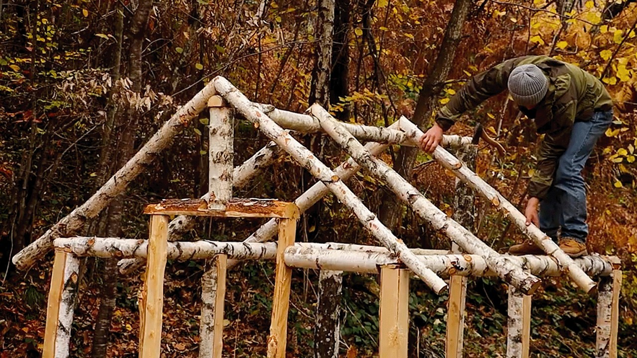 Building a Wooden House for Long-Term Survival Off the Power Grid