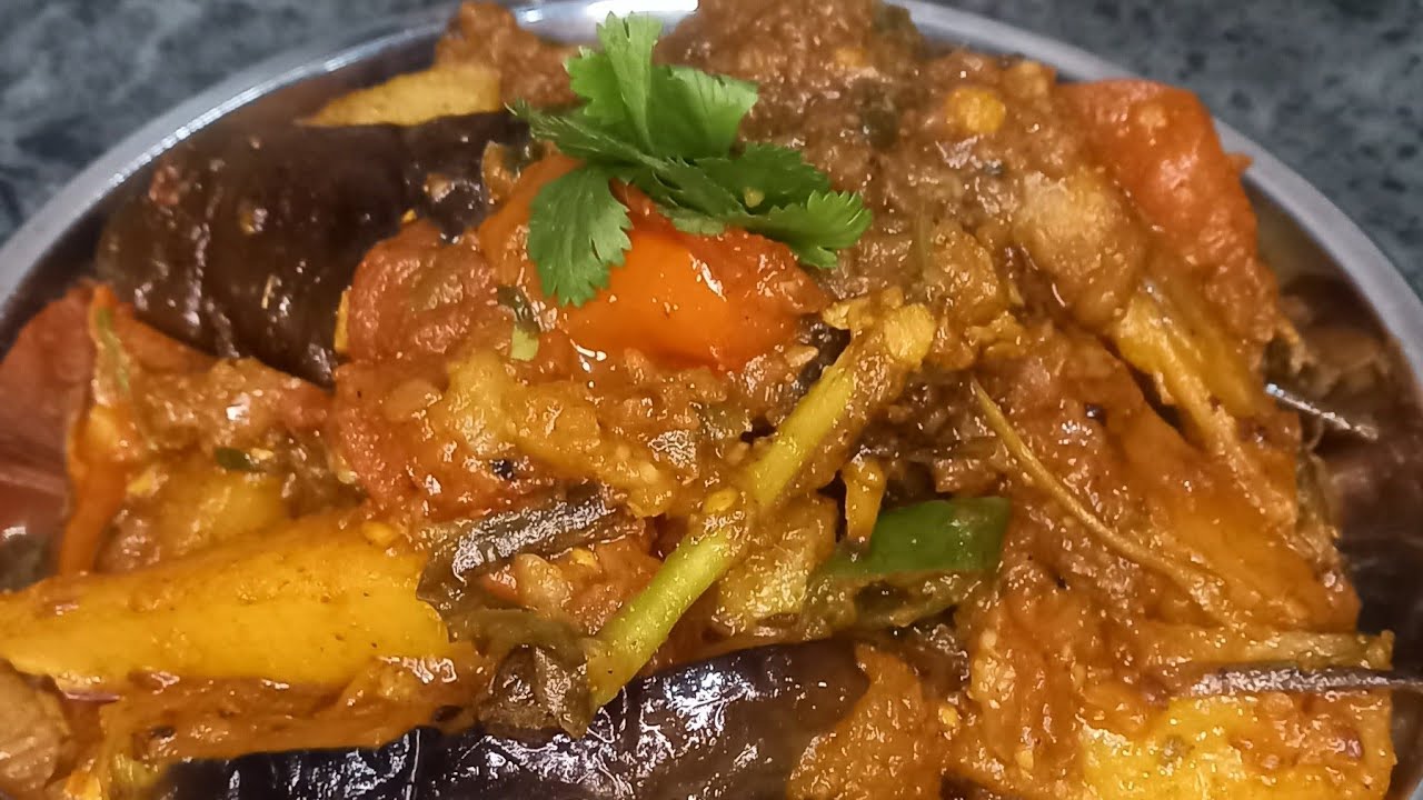 😋 aloo baingan ki sabjiek👌 bar kho ge bar bar bnao ge #tasty #viralvideo #viral #recipe #aloobaingan