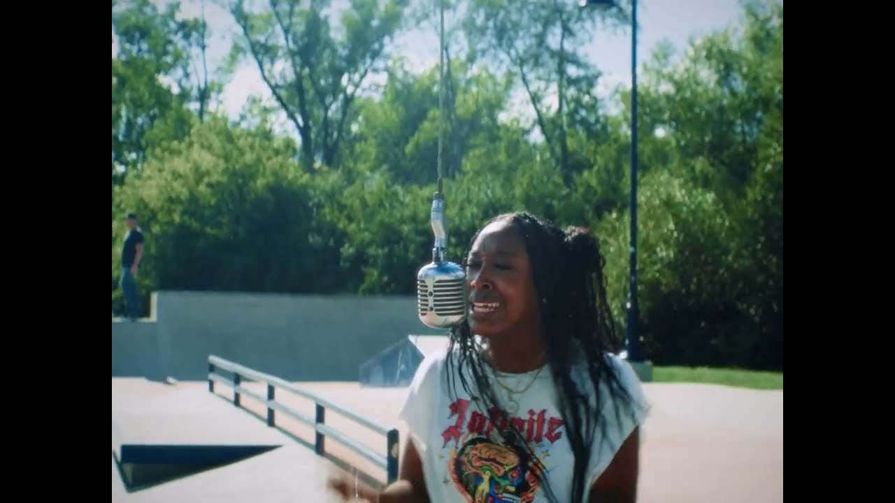 Shara $hiestyy - Circus [Mic Performance]