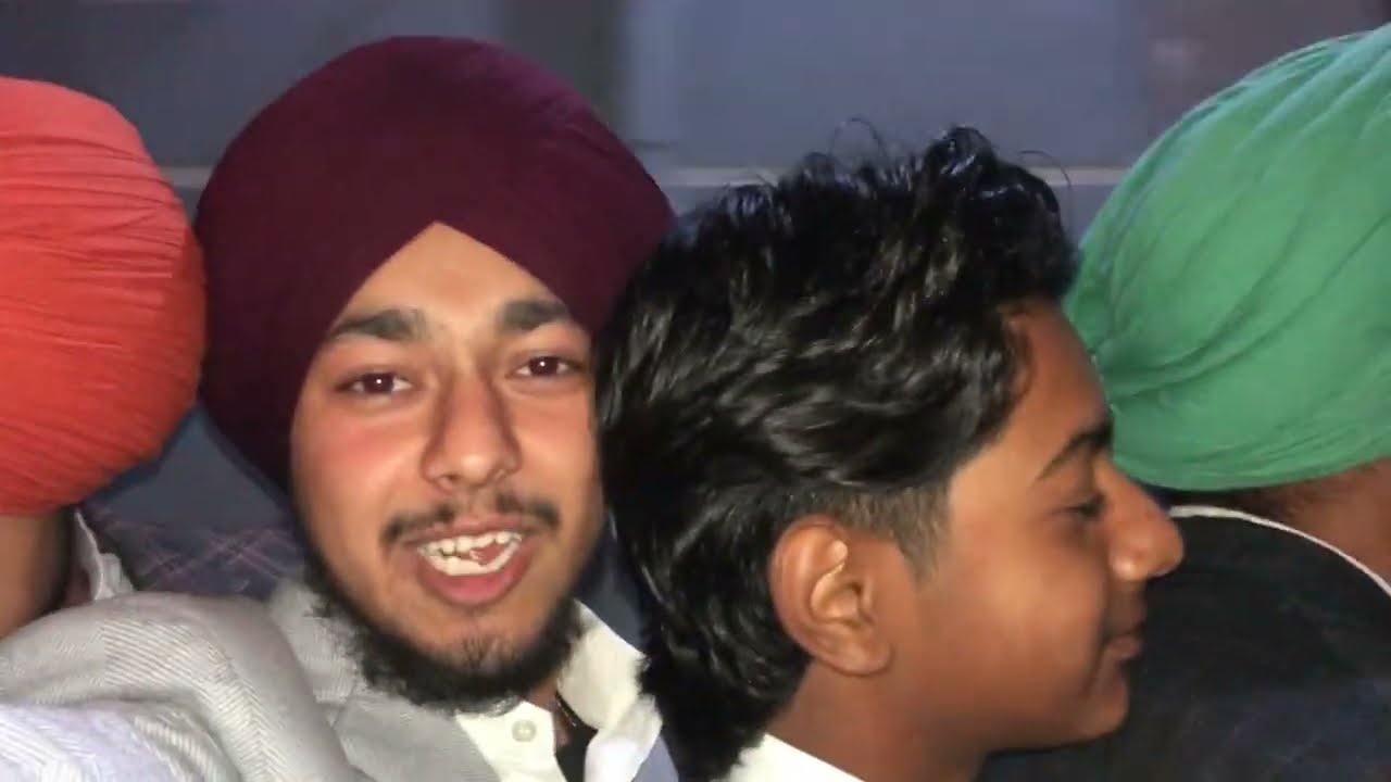 Bhen dee viah de jaggo te sare yarr kathe 🎶