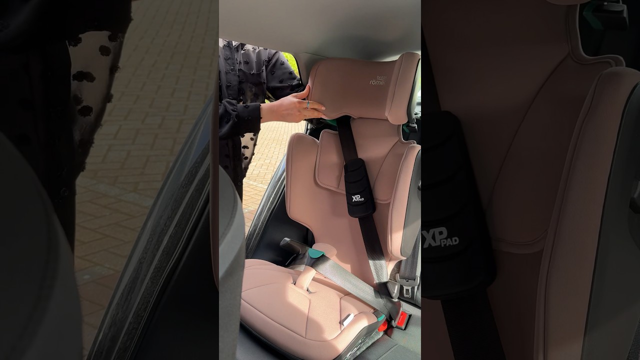 The Dusty Rose KIDFIX i-Size High Back Booster from Britax is the dream 💖 #carseatsafety