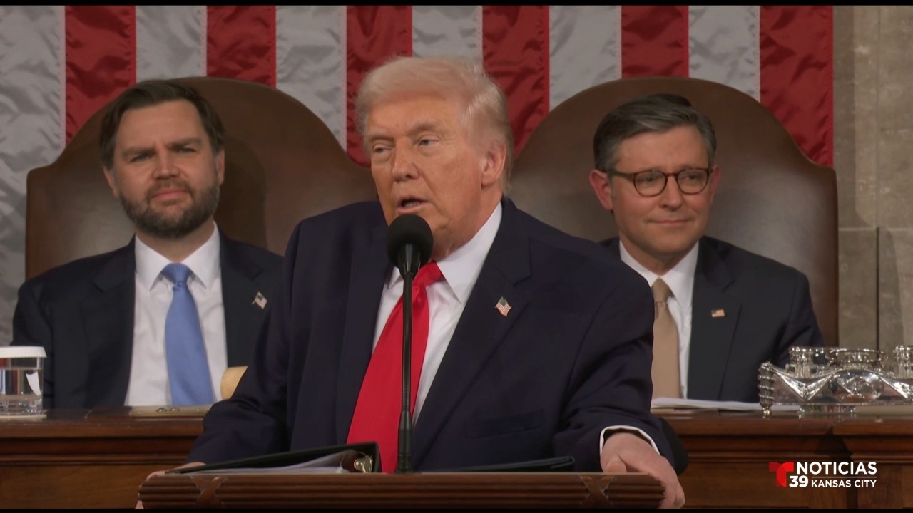 Trump rompe récord con el discurso sobre el Estado de la Nación más largo