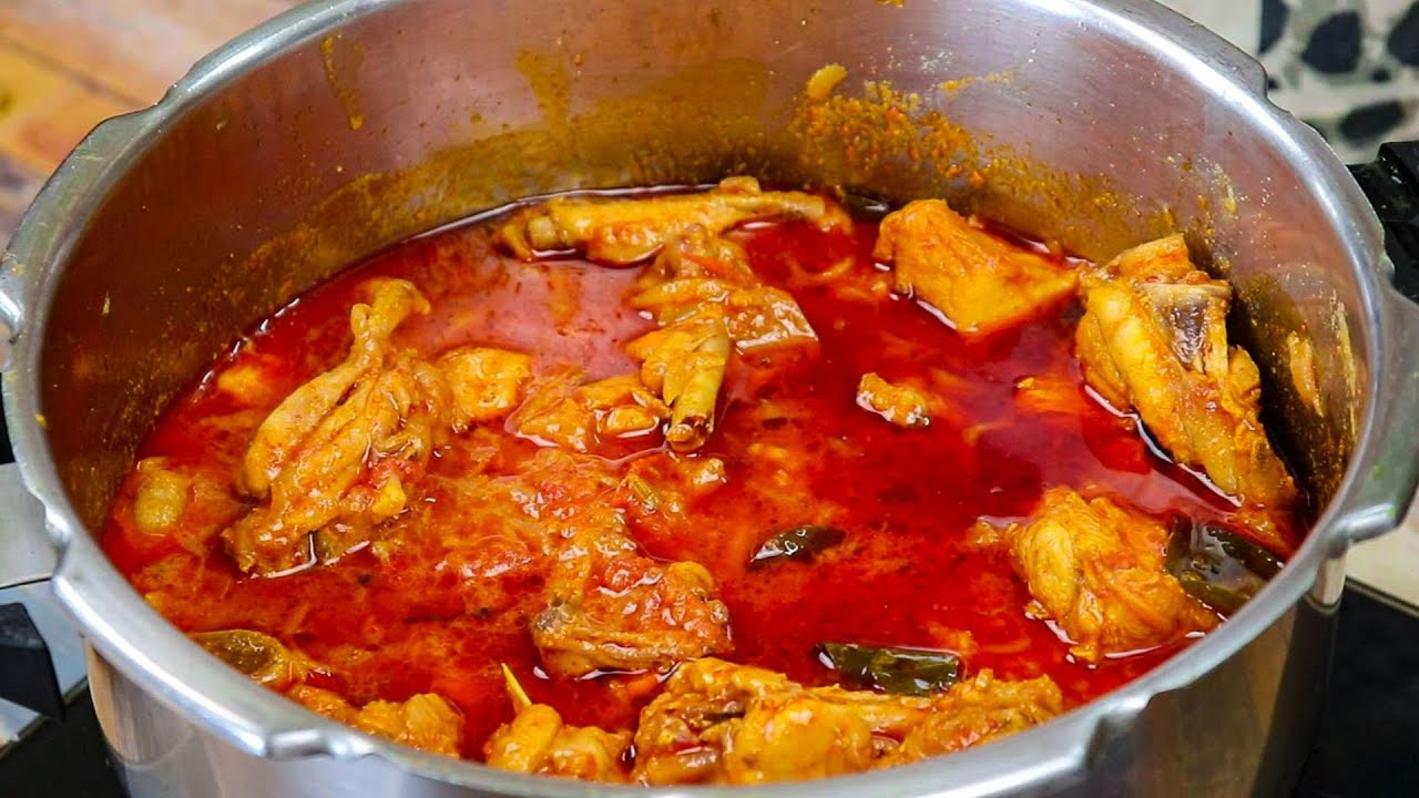 கஷ்டபடாமல் குக்கர்ல 2 விசில் செம சுவையில் ஈஸியான சிக்கன் குழம்பு | Simple Chicken Kulambu Tamil