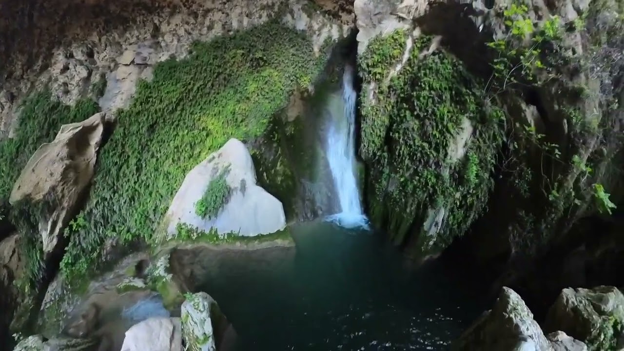 Santuario y la Cueva del Agua de Tíscar.