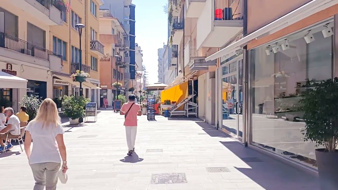 Mestre, Italy. 4k UHD walking tour. Mestre walk 🇮🇹.