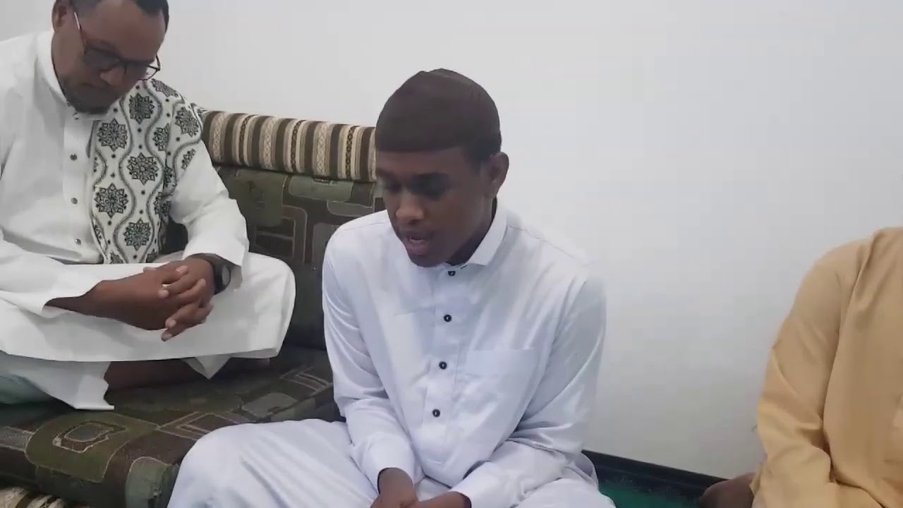 نموذج ختم بالقراءات العشر المتواترة على فضيلة الشيخ المقرئ الدكتور/ محمد أحمد الأهدل-حفظه الله ورعاه