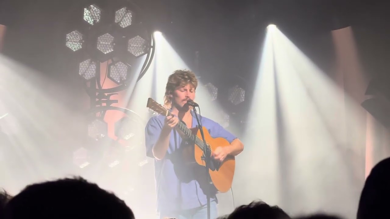 Cyclones, Ziggy Alberts, Chalk, Brighton, 17th Sep 2025