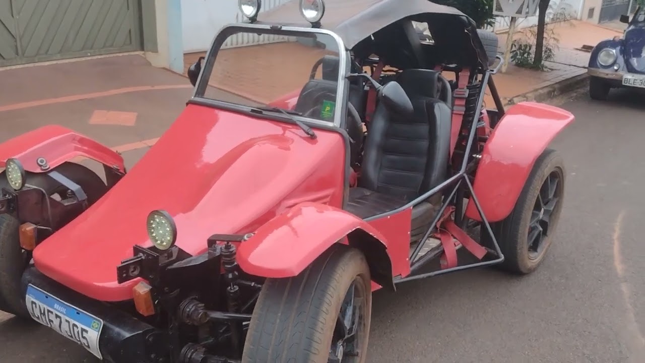 Um  bugui motor de Fusca grono cotavel da irmã do Enrique do finado rerma alemao