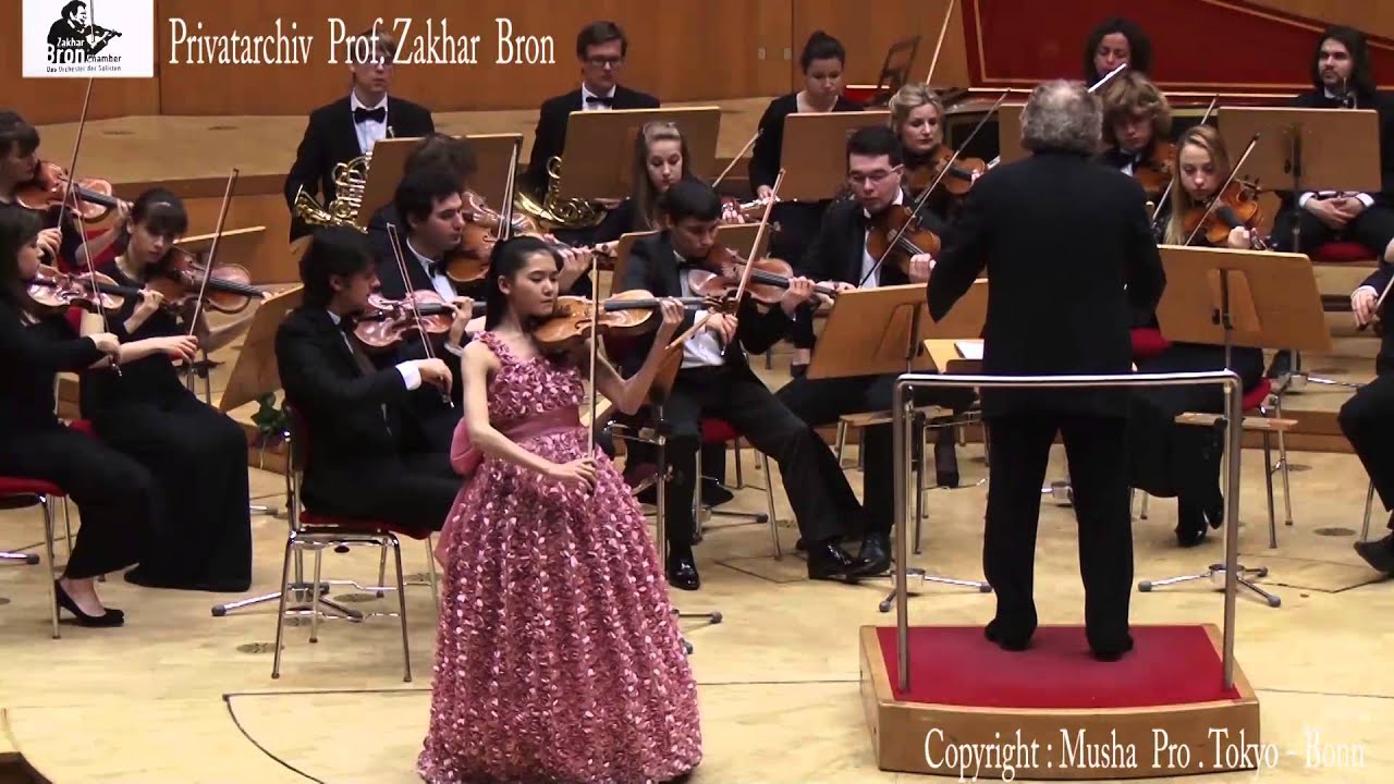 Mone Hattori spielt das Violinkonzert Nr. 3 in G-Dur von Mozart
