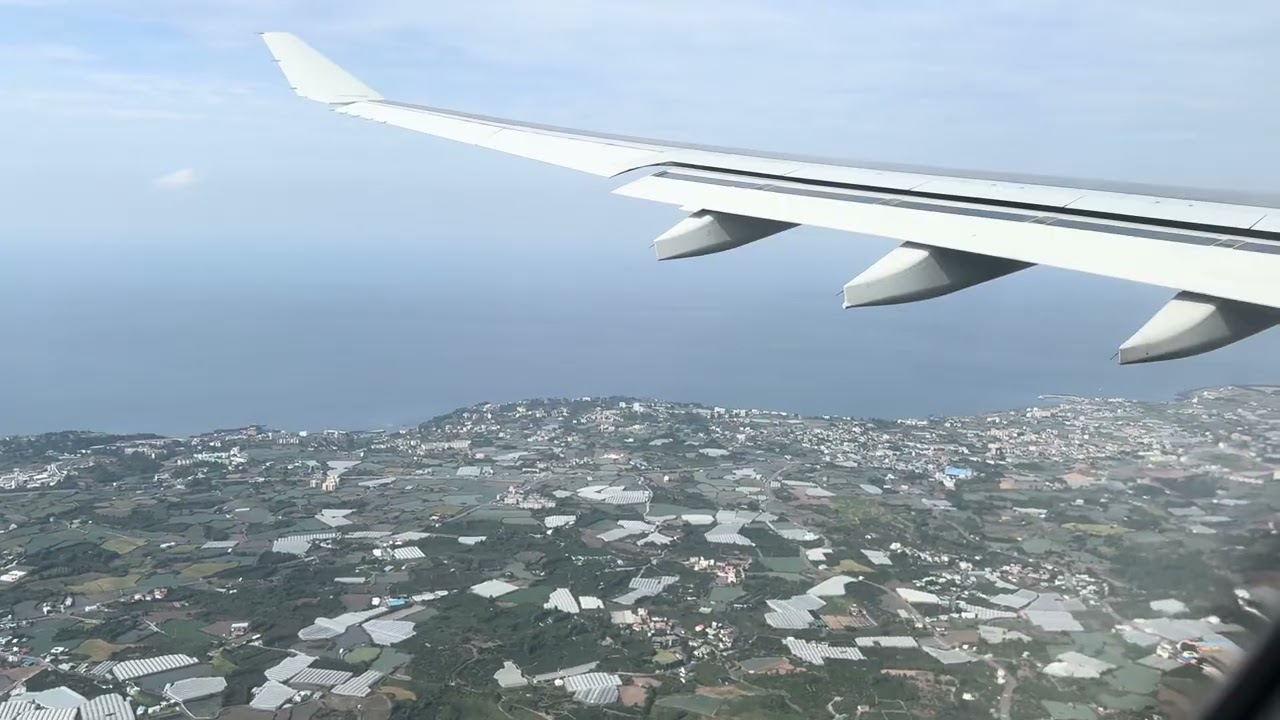 Airplane ASMR - Real Flight - Airbus 330 HL7553  RKSS-RKPC Landing