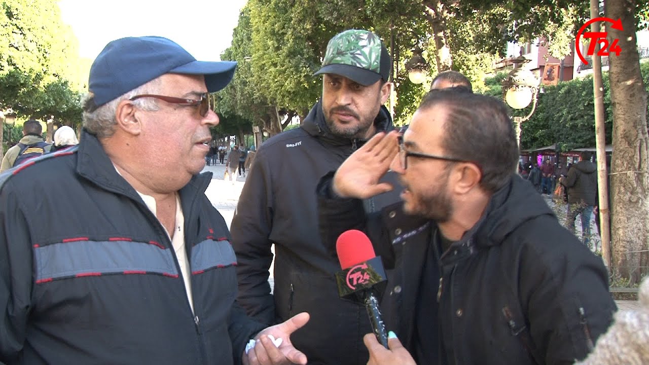 تشنج أمام الكاميرا: تشكى من المعيشة والغلاء فهاجموه مساندي قيس سعيد واتهموه بالكذب والنفاق!