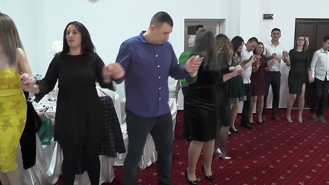 Revelion 2017-2018 La Madalin partea a 2 a