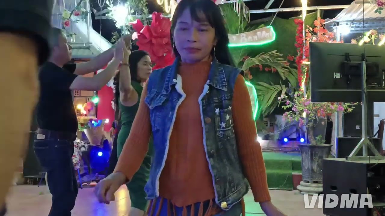 Tình cho không biếu không  