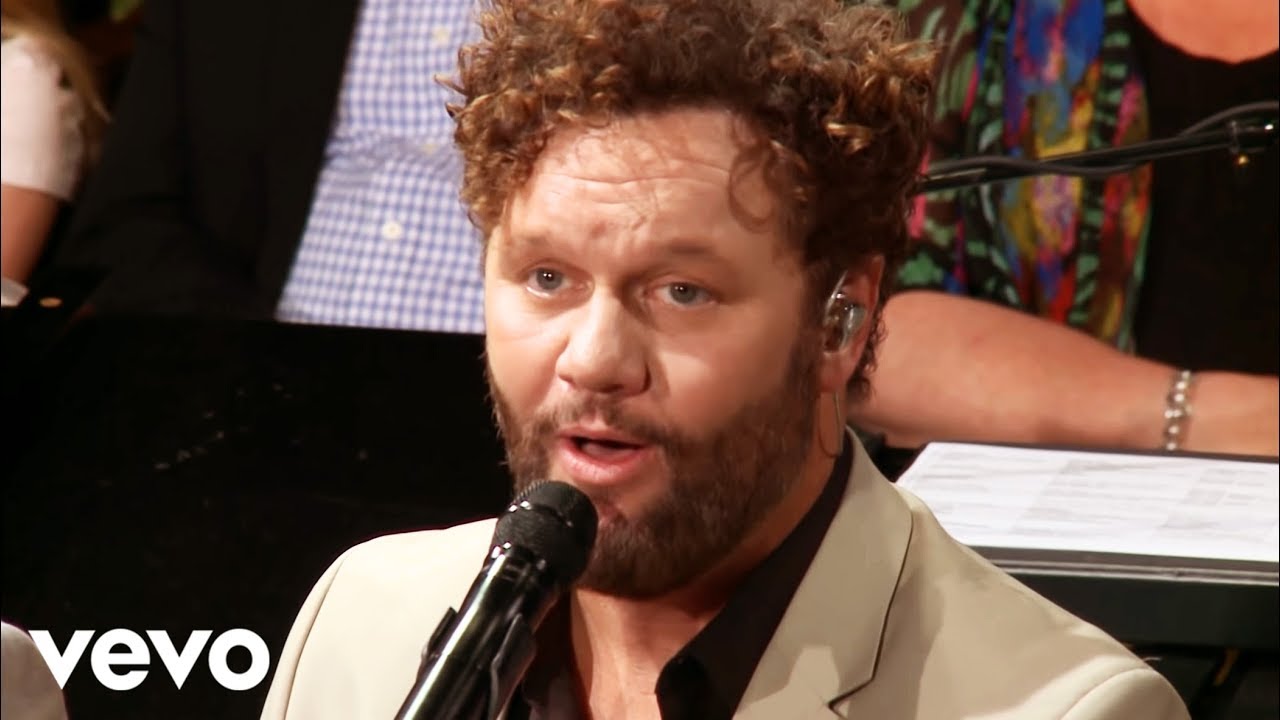 Gaither, Gaither Vocal Band - Working On A Building (Live)