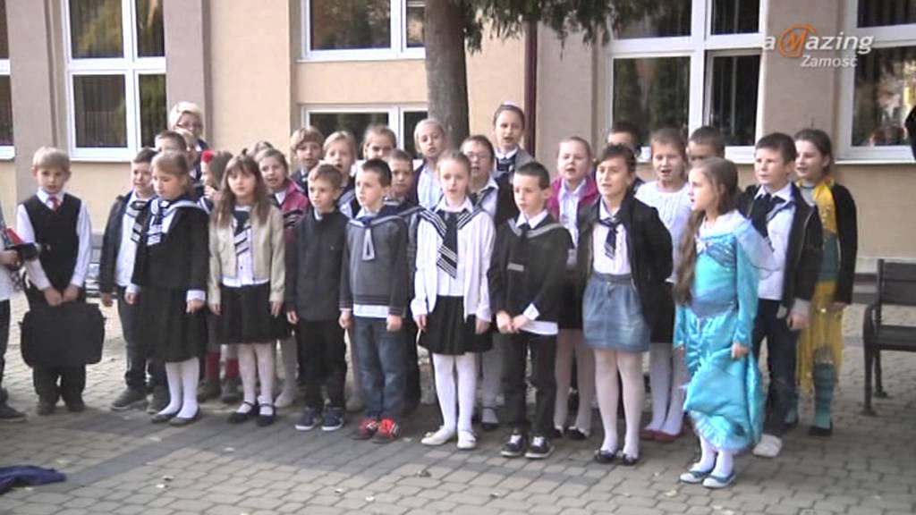 Odsłonięcie kotwicy przy SP nr 3 w Zamościu