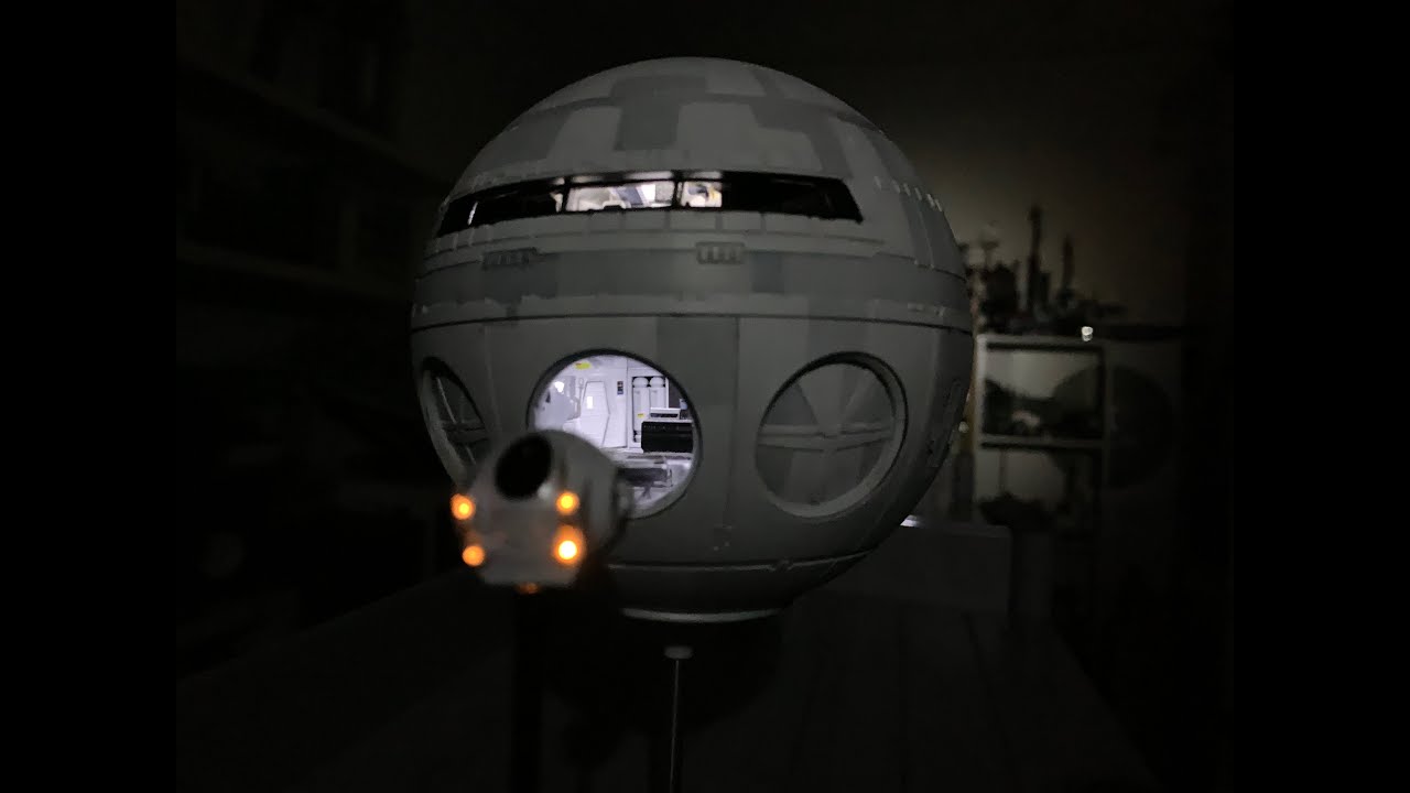 2001 A Space Odyssey - Moebius Models 1/144 Discovery XD-1 Build