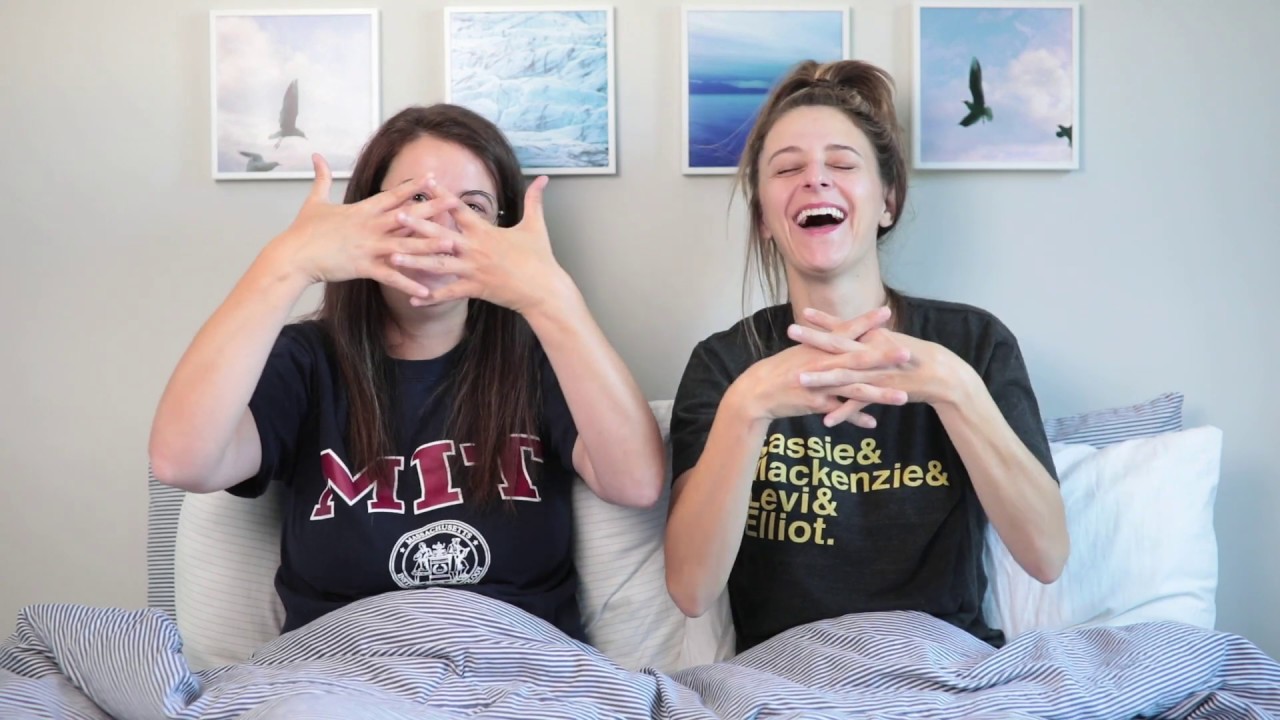 Lesbian Subtext In Movies #MakeItGay