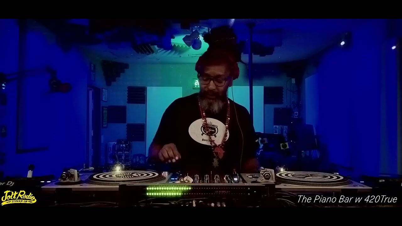 The Piano Bar With 420True - 2026-01-07