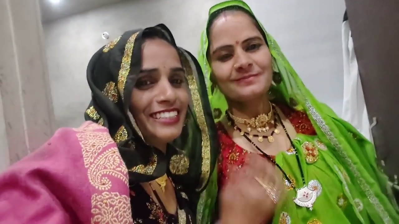हम भी पहुंच गई शादी में