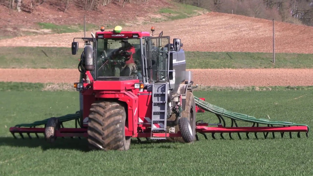 Horsch TT 350 bei der Ausbringung von Gärrest in Reifenthal