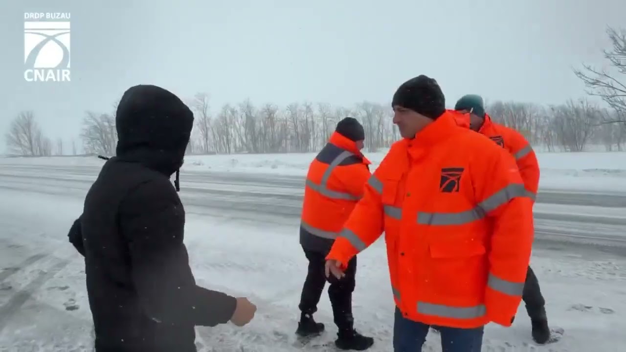 Imagini drumuri Buzău/Directorul DRDP Buzău, Sorin Robu, pe teren
