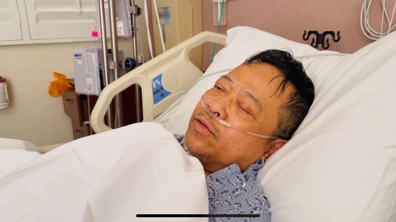 Thăm & Cầu Nguyện Cho Lm. Hùng Cường Đang Trong Nhà Thương