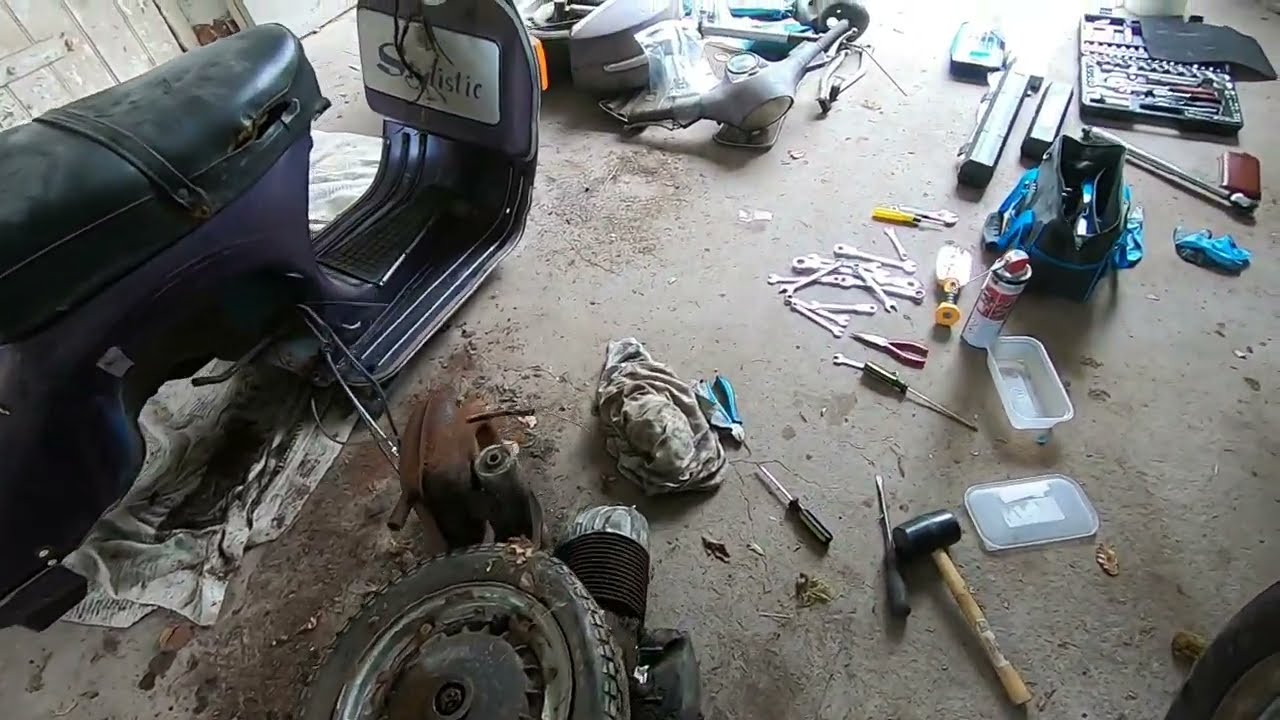 Vespa P200E restoration Part 1