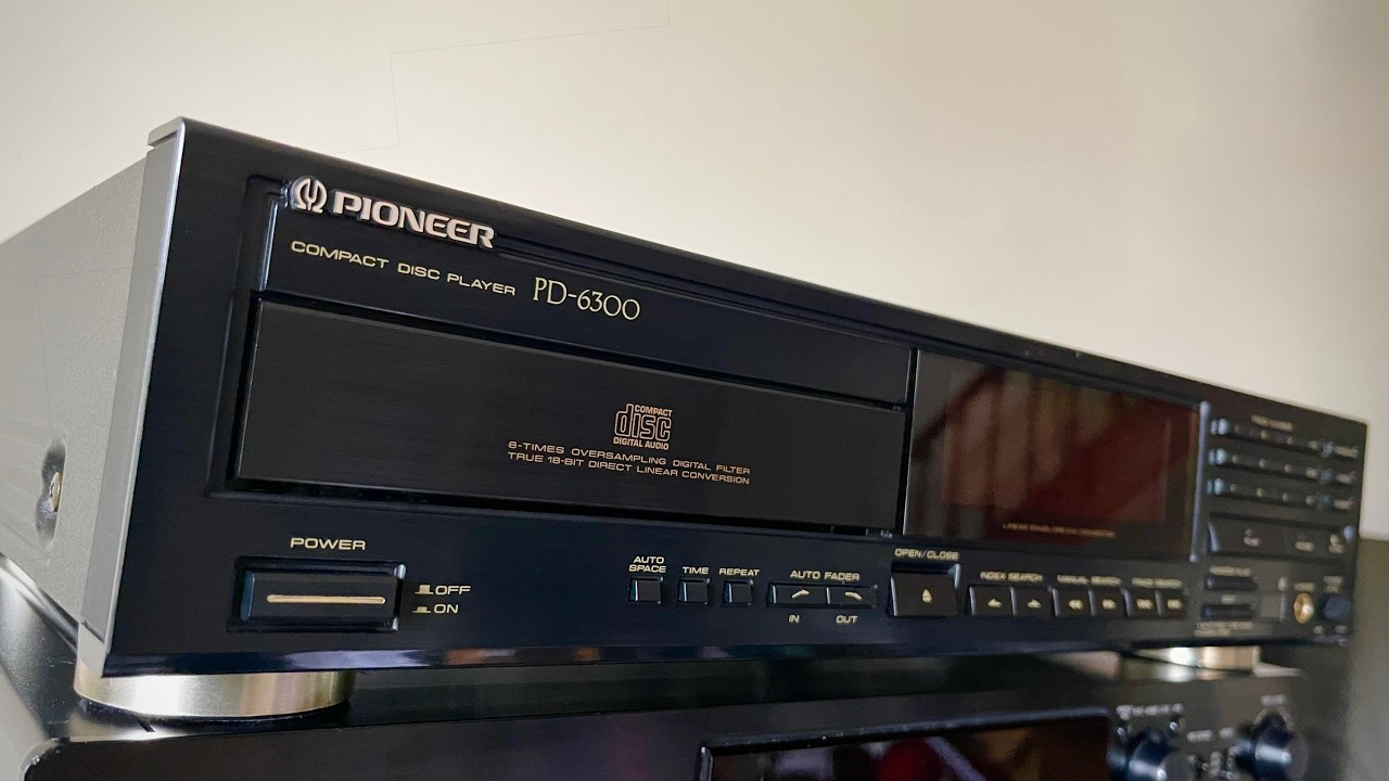 PIONEER PD-6300 CD PLAYER - CIRCA 1989