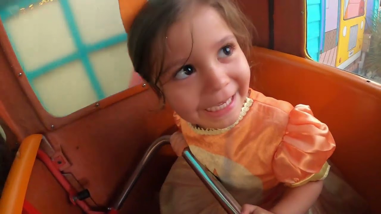 Took my kids to adventure city! (Mommy Vlog)