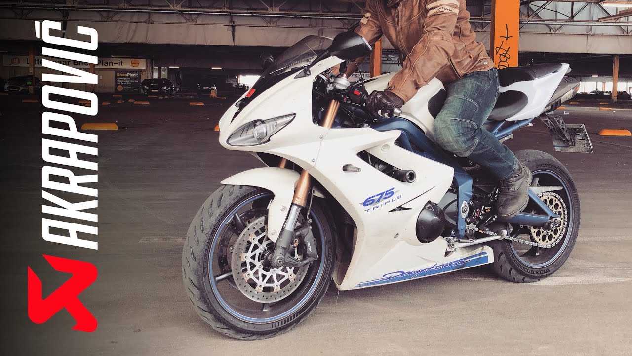 Akrapovic Titanium Racing Line on a Triumph Daytona 675 SE