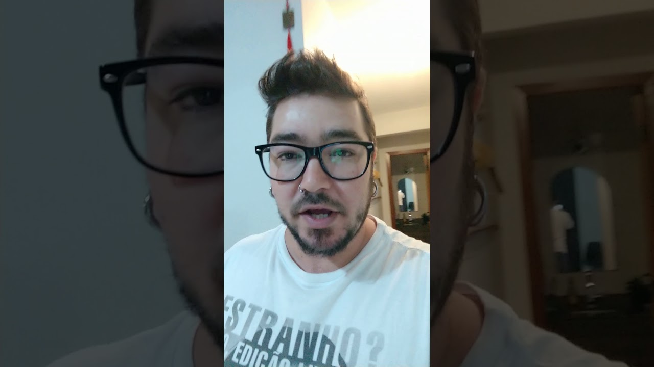 The bad English guy talking about smoke.network hahaha