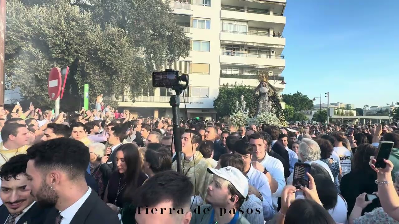 Misión de la Esperanza de Triana por calle pureza ,Betis ,plaza de cuba y parque de María Luisa