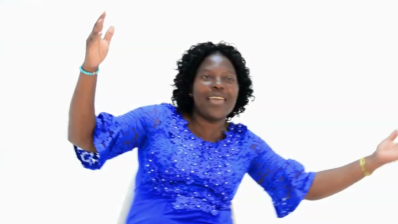 Vafambi Pakutenda ft Minister Chidoko - Mweya Mutsvene ( Official Video ) 