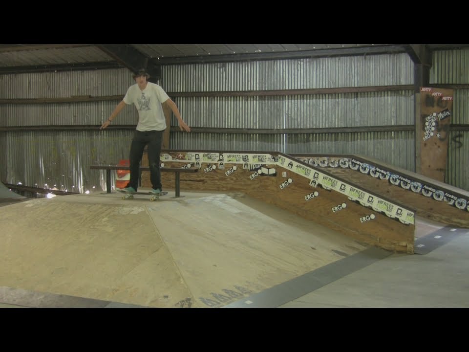 Skating Ramps for Beginners : Skateboarding