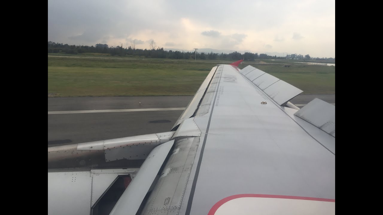 Avianca (Star Alliance) AV119 SDQ-BOG Bogota Arrival (Full Report)