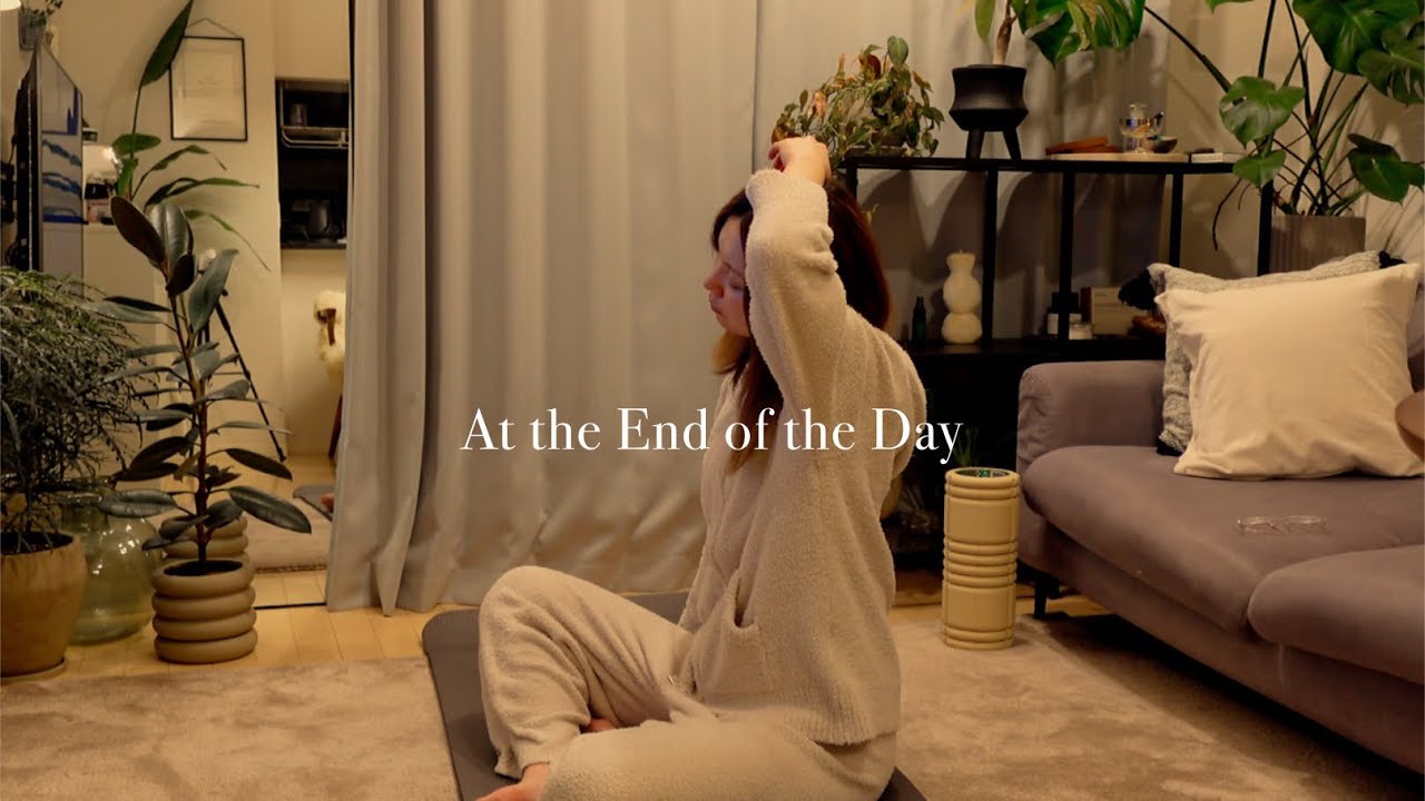 At the End of the Day｜夜にお菓子とコーヒーを楽しむ日