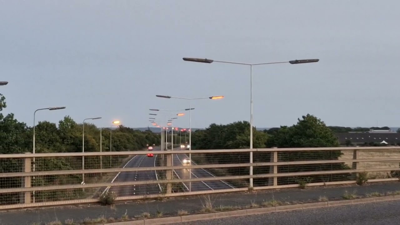 A1089 SOX Lighting Warming Up - Stanford Rd Bridge