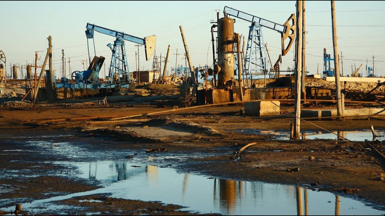 From Caspian Sea to Arctic to MidEast, How Oil Pipelines Threaten Democracy & Planet's Survival. 1/3