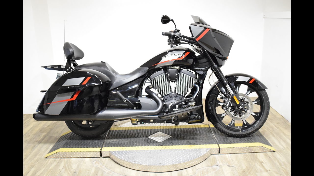 2017 Victory Magnum | Used motorcycle for sale at Monster Powersports, Wauconda, IL