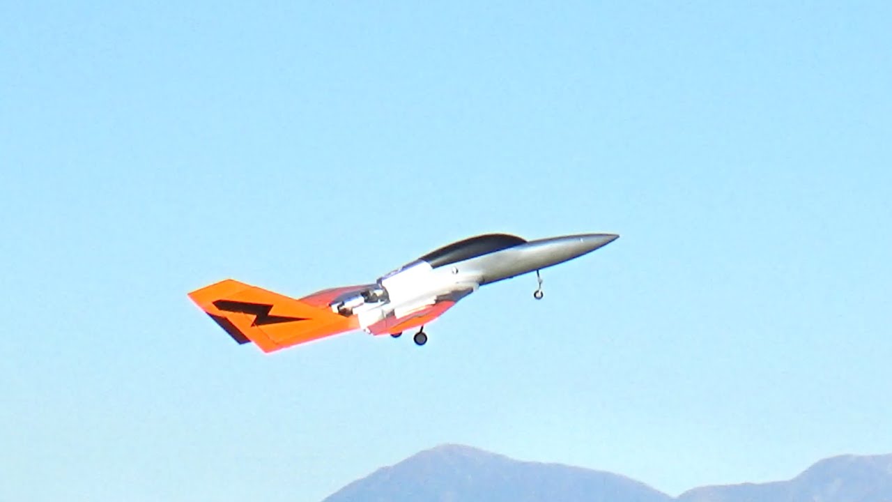 Darfield Fly-In Day 1 – Wind, Fun, and Flying! October 2025
