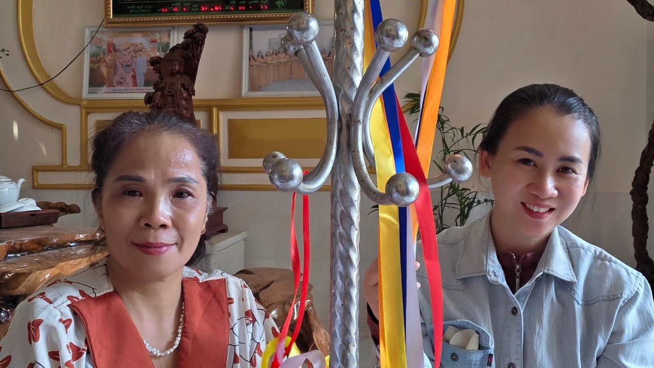 Thắt cầu Ngũ sắc  Trang trí Tết