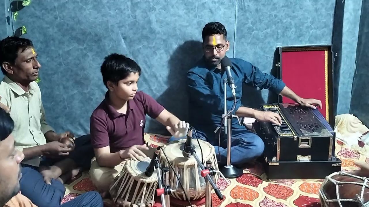 बृज में खेल रहे हैं होली मोरे नंदलाल सवरिया🙏🥀