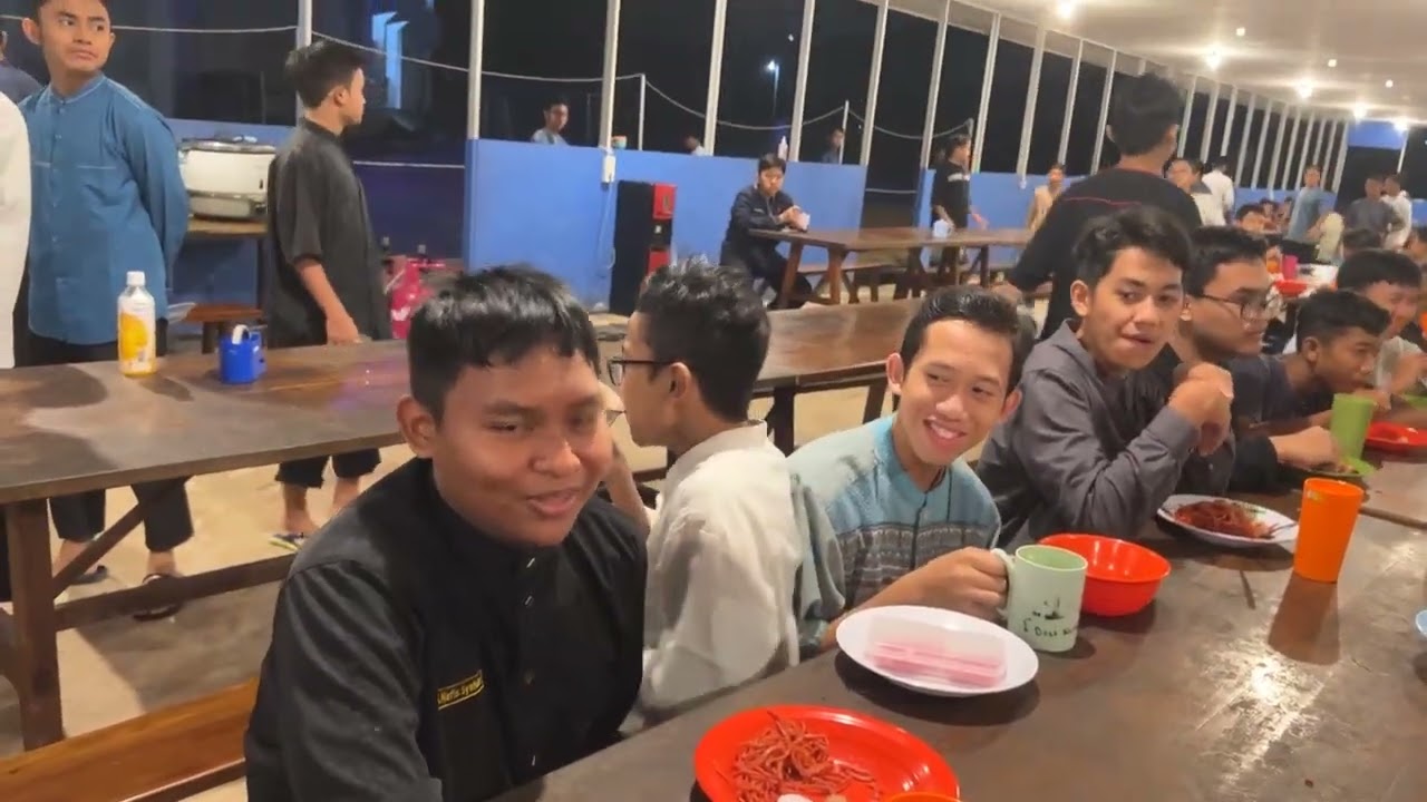 Kegiatan Santri Pesantren Intan Ilmu Barito Kuala Kalimantan Selatan Setelah Terawih