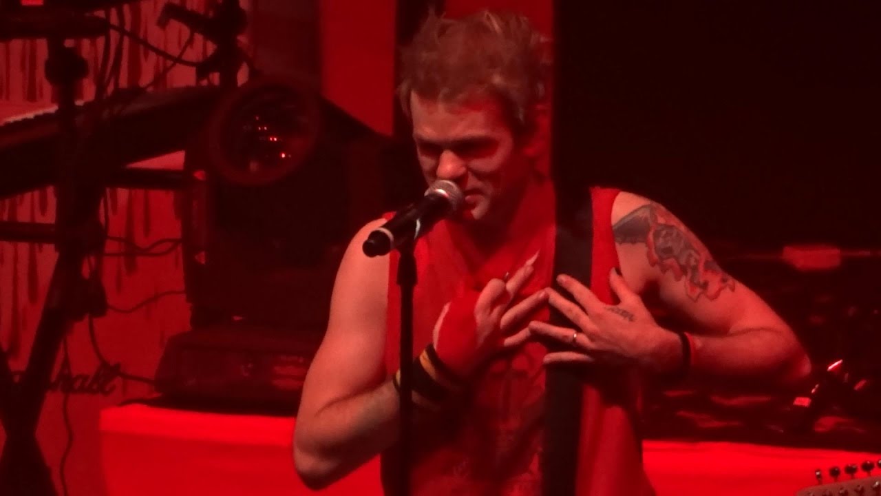 SUM 41 - Live @ Stadium, Moscow 19.03.2017 (Full Show)