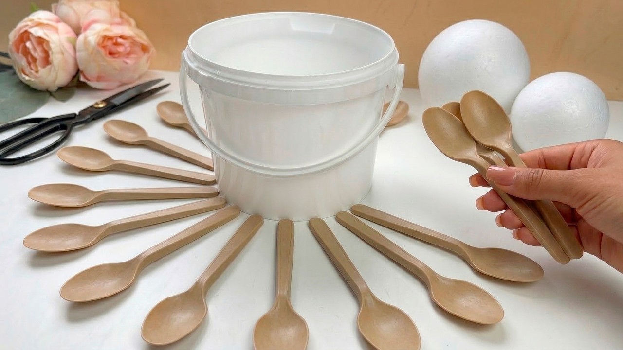 AWESOME! 😍 BRILLIANT IDEAS USING PLASTIC SPOONS 🤩 DIY HOME DECOR FROM TRASH THINGS!