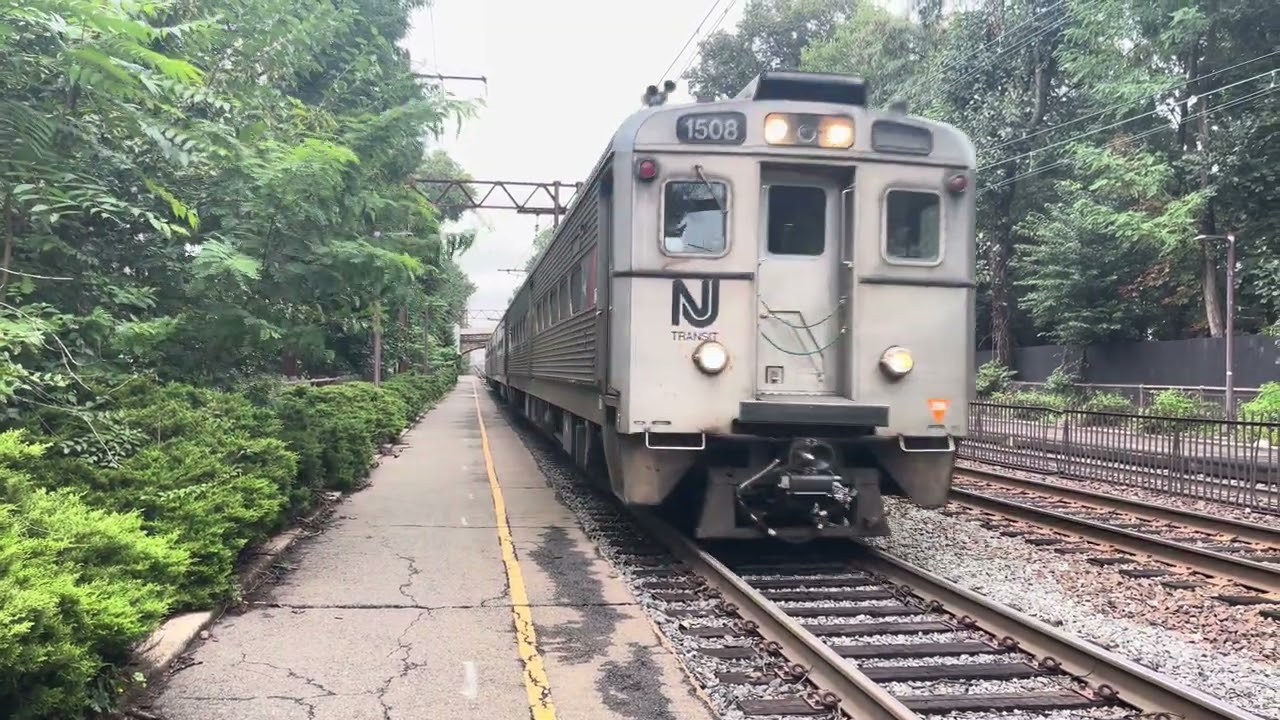 NJT Morris & Essex Action at Mountain Station & Highland Avenue Stations