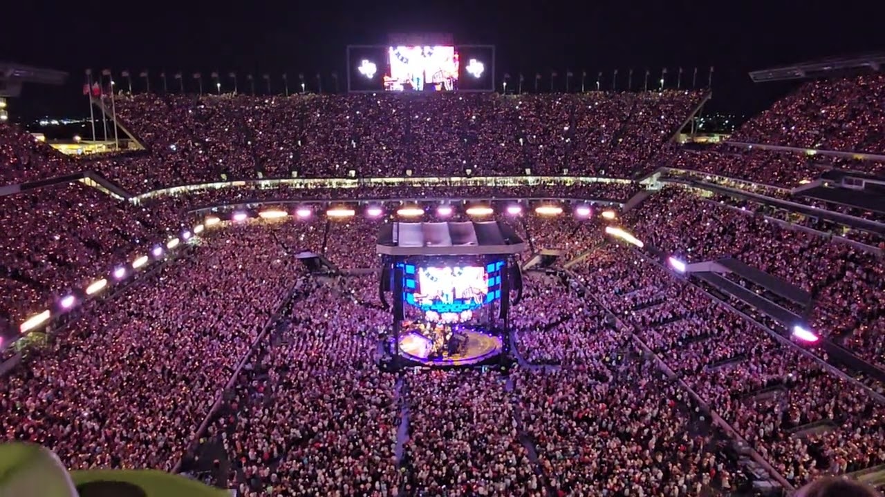 George Strait,  Kyle Field, June 14th Amarillo by Morning