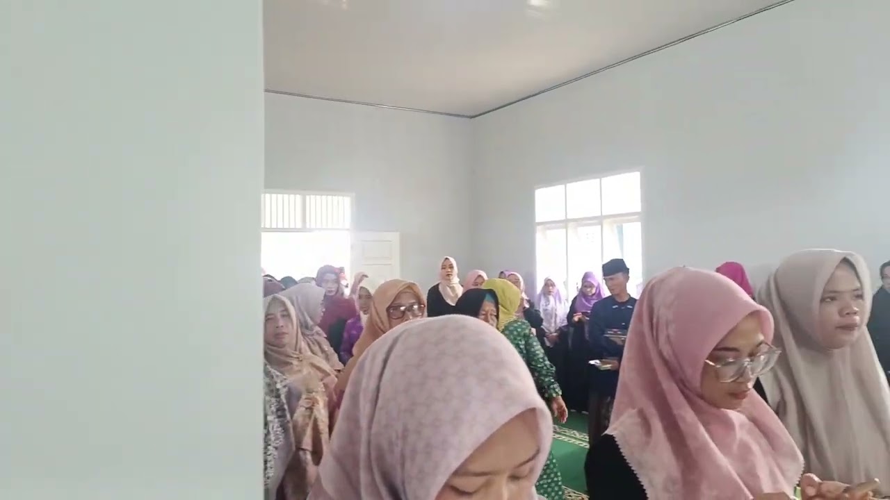 SD IT Tuma'ninah Yasin Metro, SISWA Bersolawat