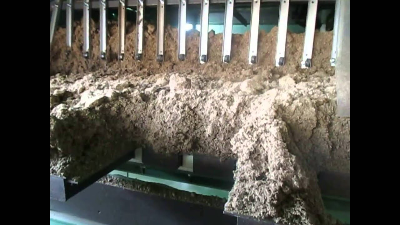 Reference 2015: Manure and digestate drying by a moving floor dryer