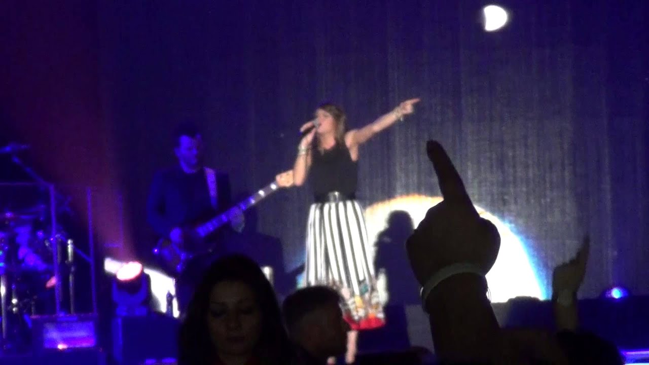 Alessandra Amoroso - Niente (Live @ Palapartenope - Napoli) FULL HD - 19/04/2014